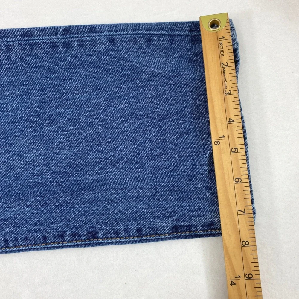 Levis 501 Straight Leg Jeans Mens 31 x 28.5 Button Fly Medium Wash Denim Pants‎